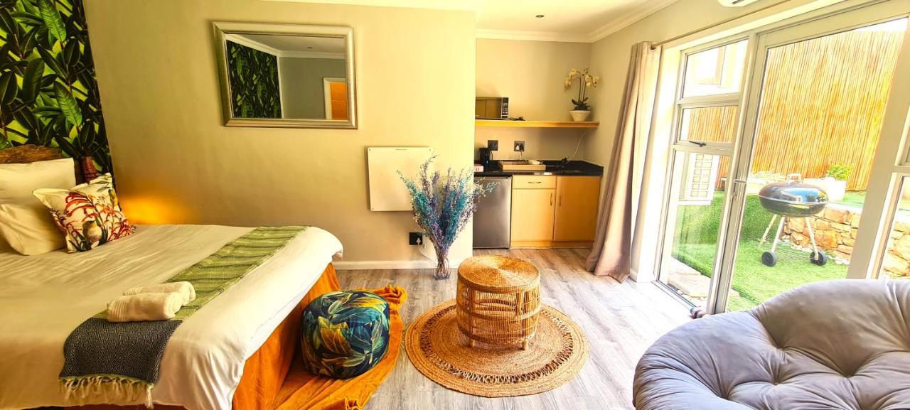 African Groove Camps Bay Kapstaden Eksteriør billede