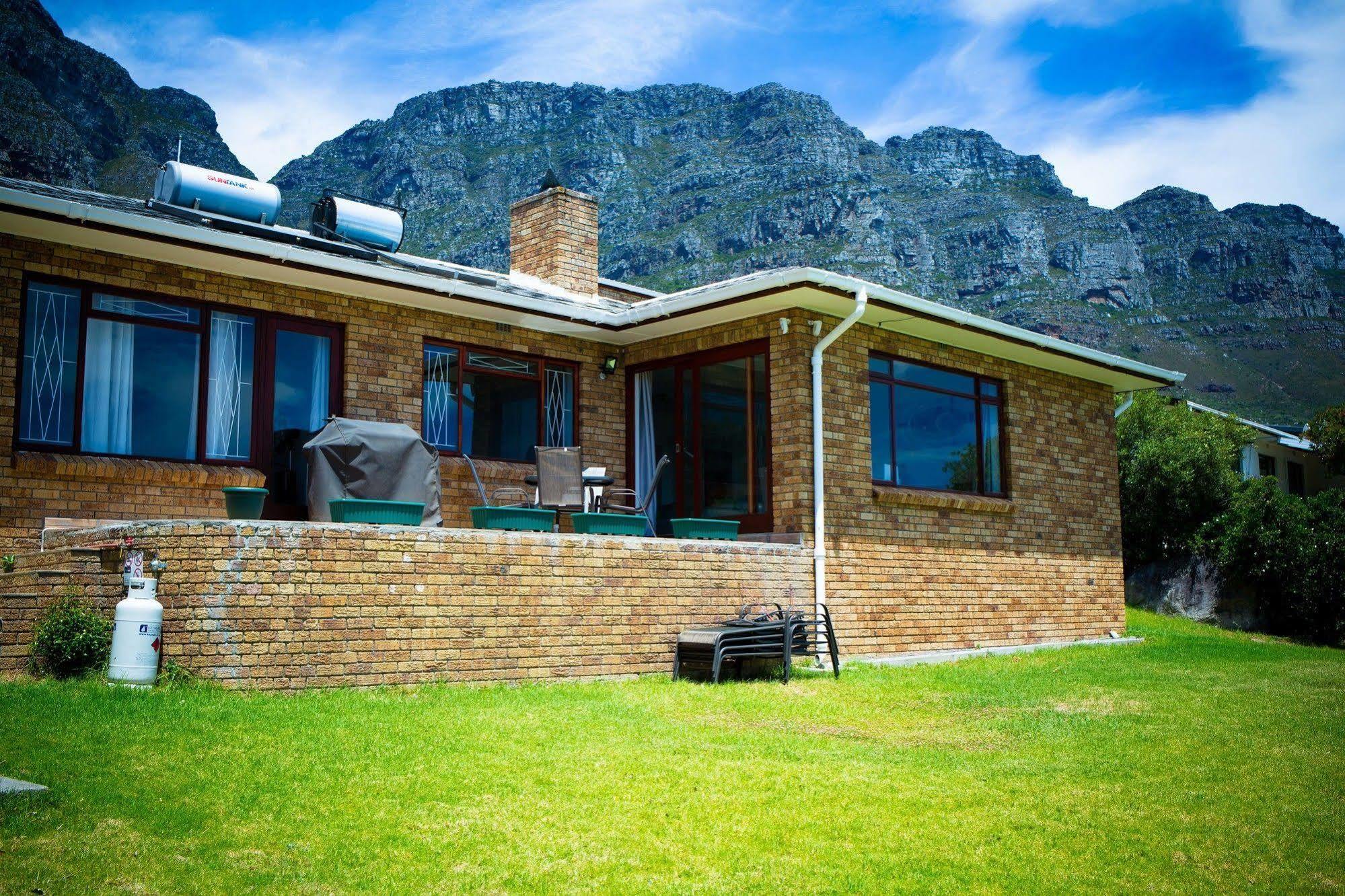 African Groove Camps Bay Kapstaden Eksteriør billede
