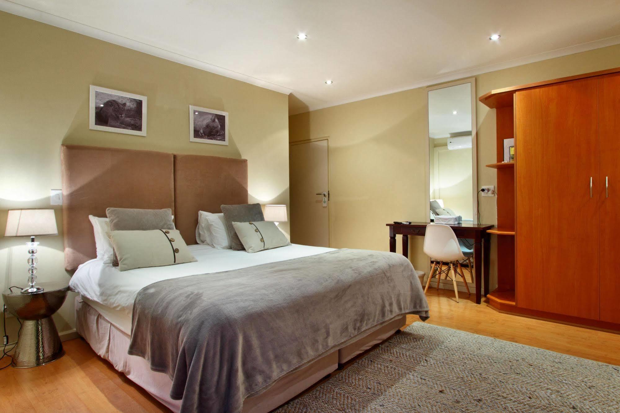 African Groove Camps Bay Kapstaden Eksteriør billede